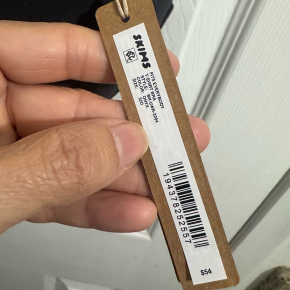 SKIMS FITS EVERYBODY T-Shirt Black Bra - Picture 4 of 4